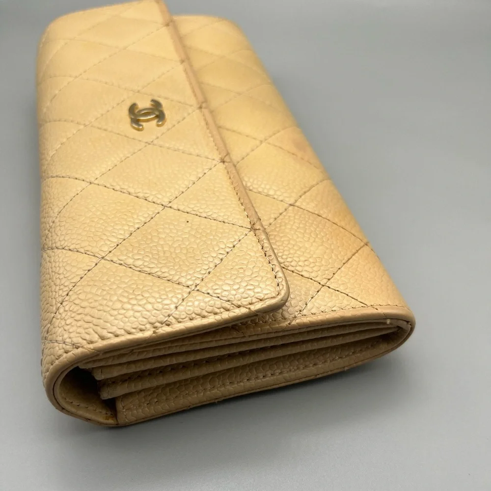 CHANEL 💛100% autentic